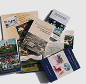 Broschüren, Bücher, Zeitschirften, Prospekte, Vereinshefte, Chroniken, Kalender, Kataloge